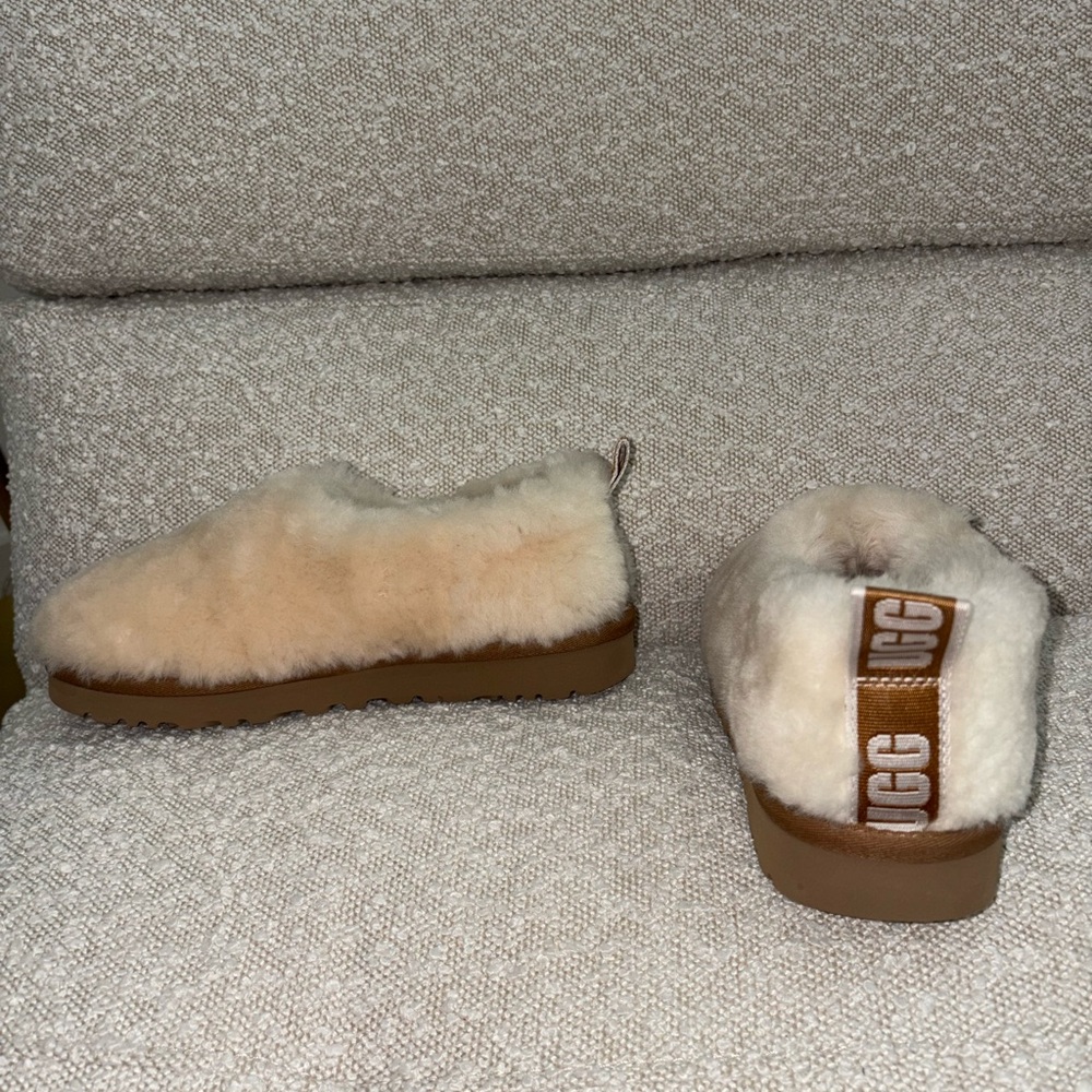 NEW UGG Cream Classic Cozy Bootie